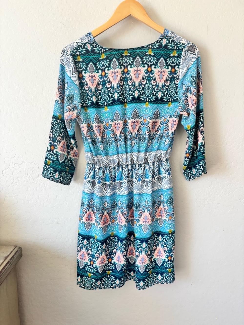 Everly Blue Paisley V-Neck Smock Waist Mini Dress - Picture 10 of 15
